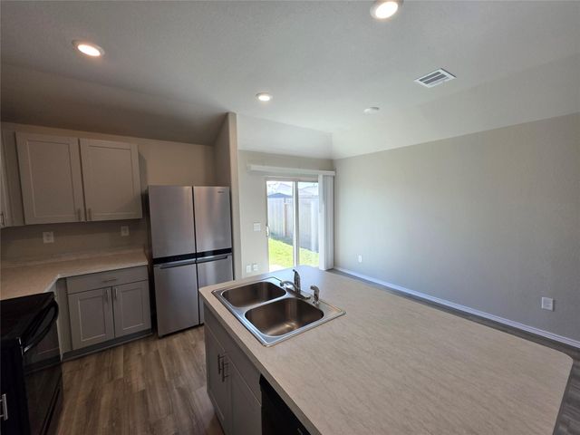 10626 Bird Of Paradise Lane, Houston, TX 77016