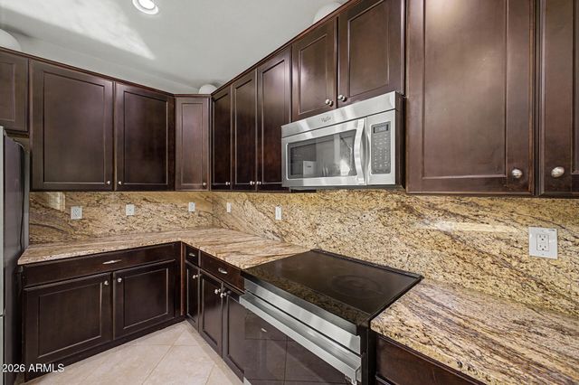 10755 W DESERT ELM Lane, Peoria, AZ 85383