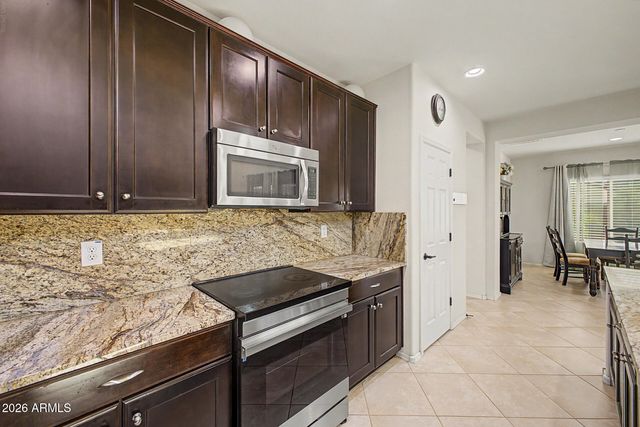 10755 W DESERT ELM Lane, Peoria, AZ 85383