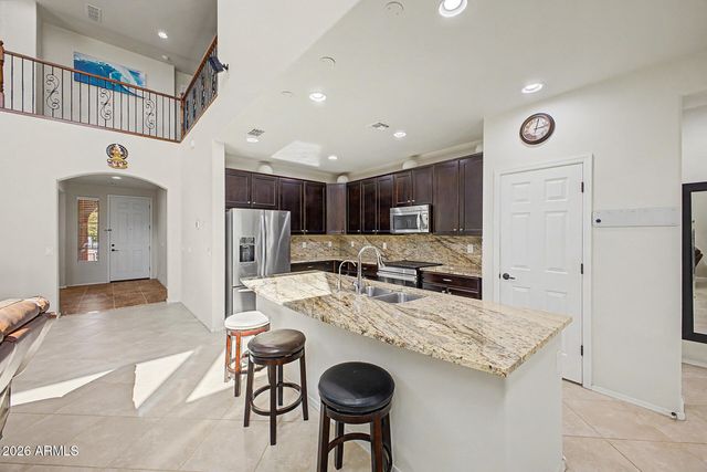 10755 W DESERT ELM Lane, Peoria, AZ 85383