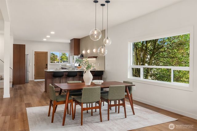 150 24th Avenue, Seattle, WA 98112
