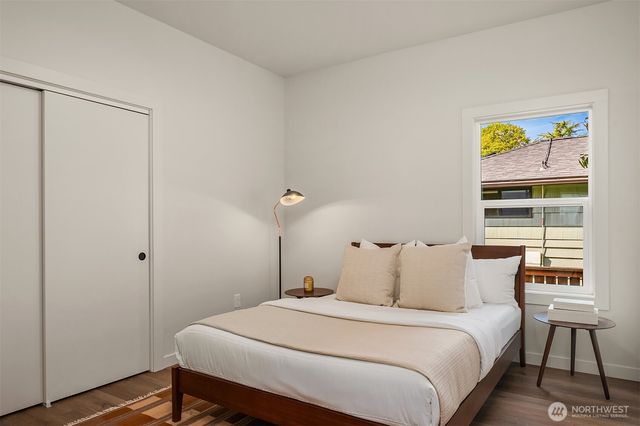 150 24th Avenue, Seattle, WA 98112