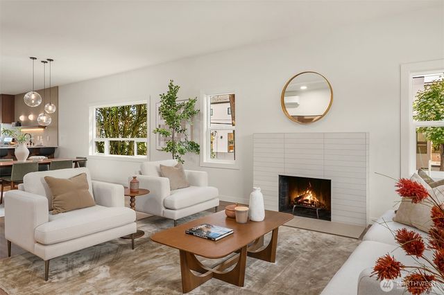 150 24th Avenue, Seattle, WA 98112