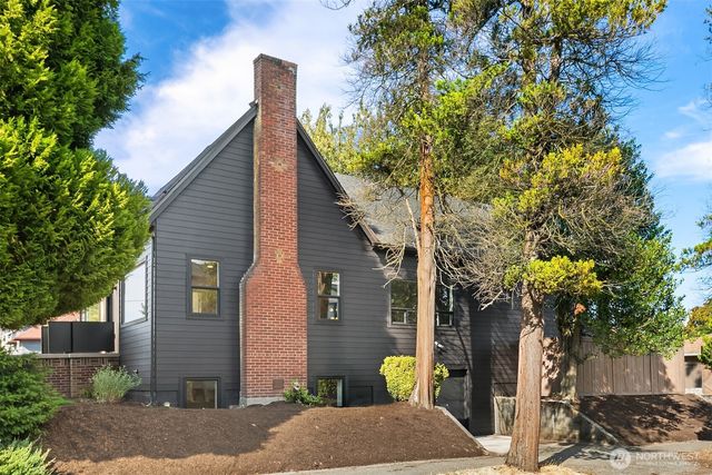 150 24th Avenue, Seattle, WA 98112