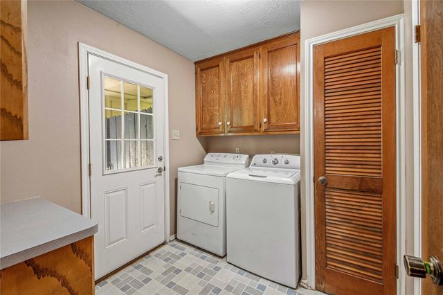 2707 Teakwood Court, College Station, TX 77845