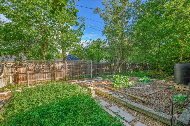2707 Teakwood Court, College Station, TX 77845