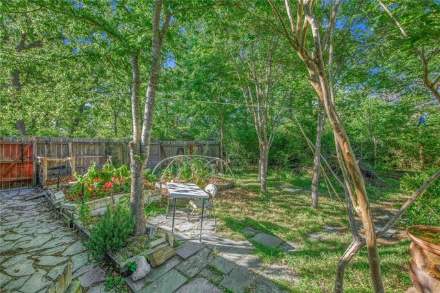 2707 Teakwood Court, College Station, TX 77845