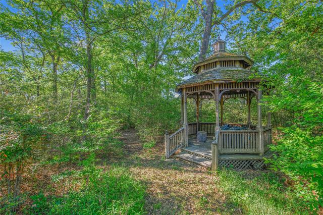 2707 Teakwood Court, College Station, TX 77845