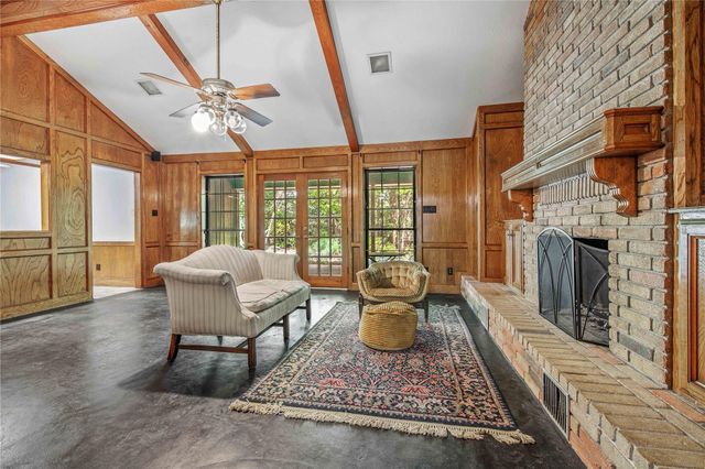 2707 Teakwood Court, College Station, TX 77845
