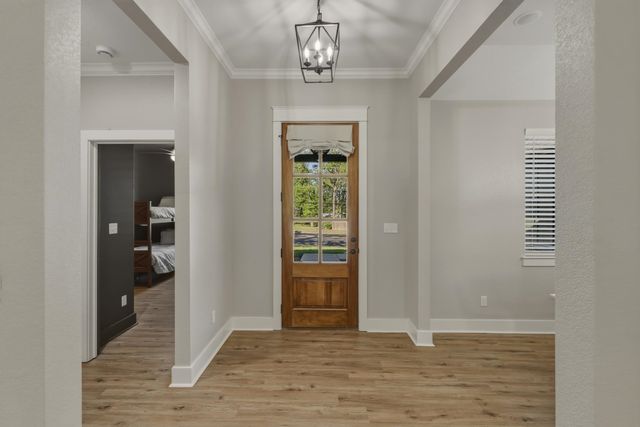 2206 N Fourth Street, Longview, TX 75605