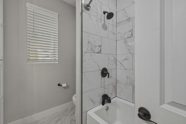 2206 N Fourth Street, Longview, TX 75605