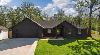 2206 N Fourth Street, Longview, TX 75605