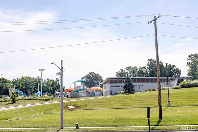 13 Dixons Court B, O'fallon, MO 63366