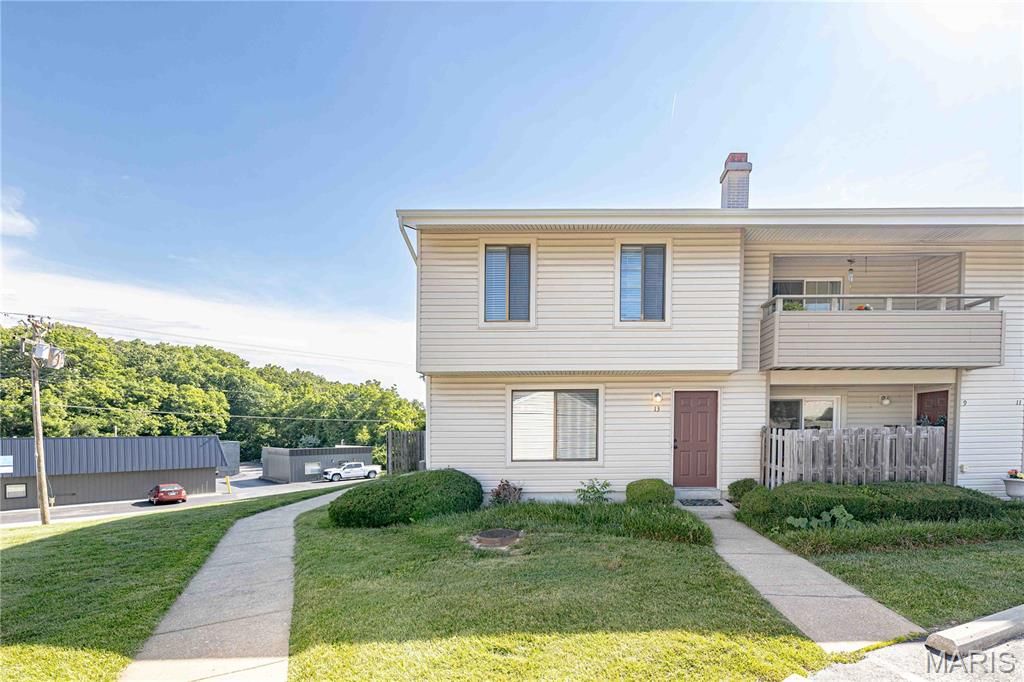 13 Dixons Court B, O'fallon, MO 63366