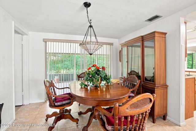 8700 Powderhorn Row, Hudson, FL 34667