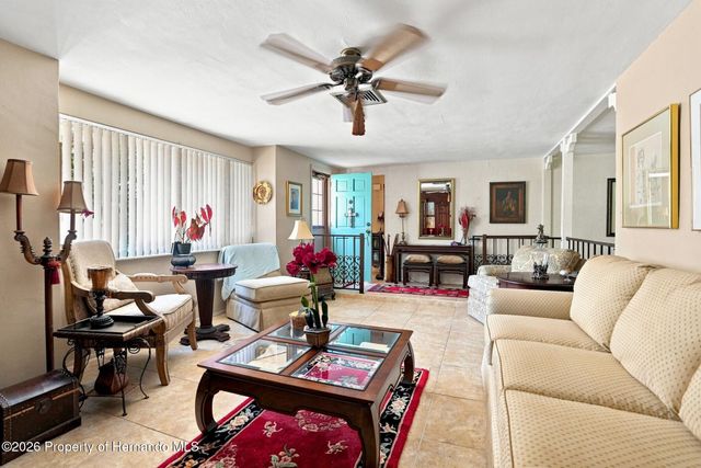8700 Powderhorn Row, Hudson, FL 34667