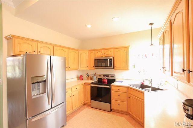 910 Oak Pass Lane, Sullivan, MO 63080