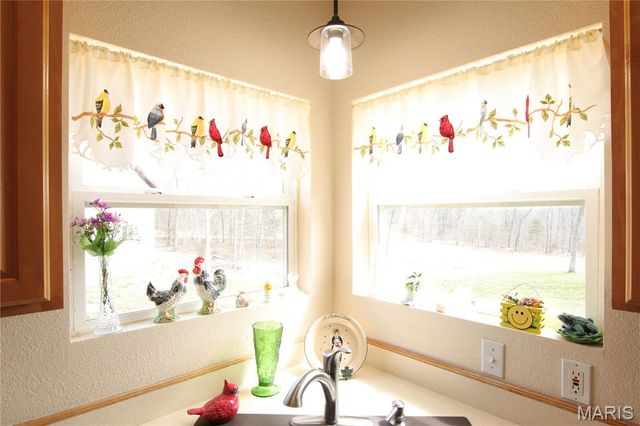 910 Oak Pass Lane, Sullivan, MO 63080