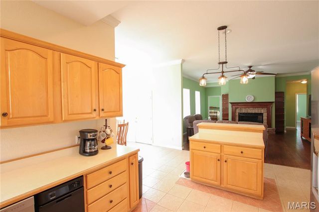 910 Oak Pass Lane, Sullivan, MO 63080