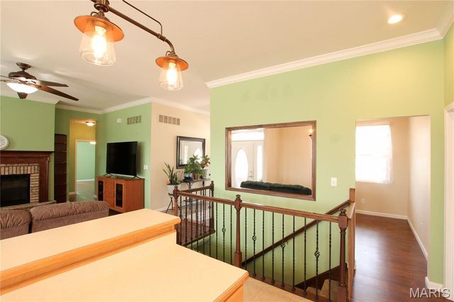 910 Oak Pass Lane, Sullivan, MO 63080