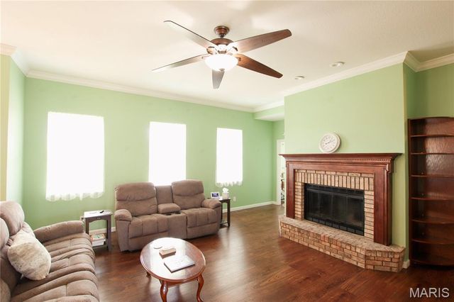 910 Oak Pass Lane, Sullivan, MO 63080