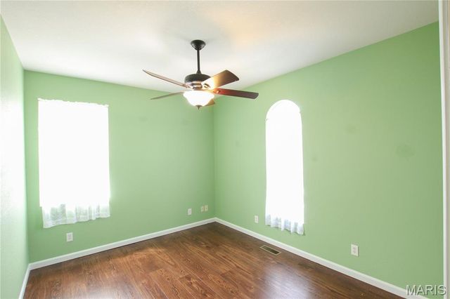 910 Oak Pass Lane, Sullivan, MO 63080