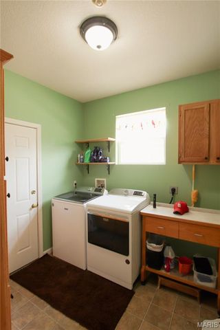 910 Oak Pass Lane, Sullivan, MO 63080