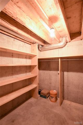 910 Oak Pass Lane, Sullivan, MO 63080