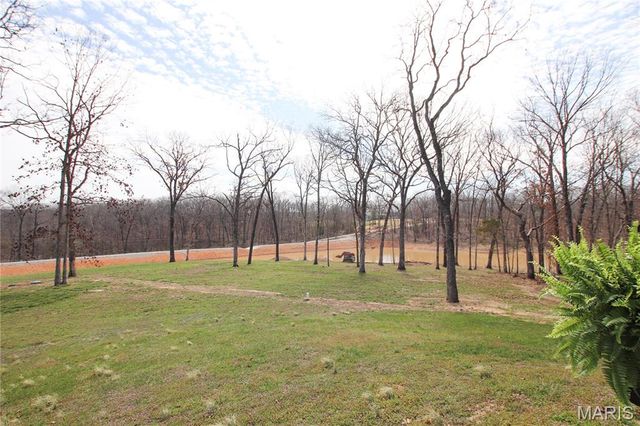 910 Oak Pass Lane, Sullivan, MO 63080