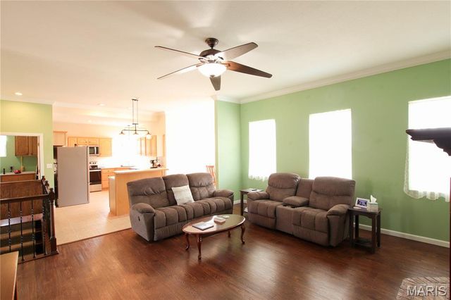 910 Oak Pass Lane, Sullivan, MO 63080