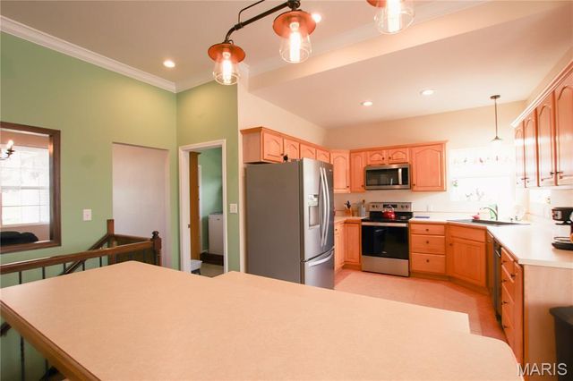 910 Oak Pass Lane, Sullivan, MO 63080