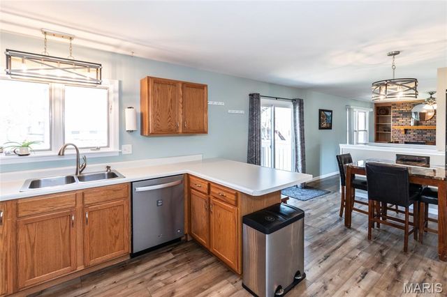 2161 Olde Winery Road, St Louis, MO 63129