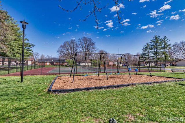 2161 Olde Winery Road, St Louis, MO 63129