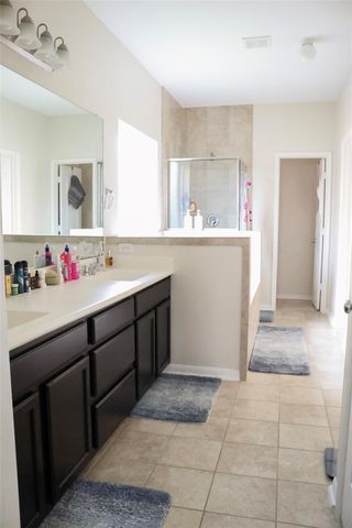 4703 N Bella Court, Alvin, TX 77511