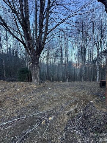 45 Windy Hollow Lane, Newland, NC 28657