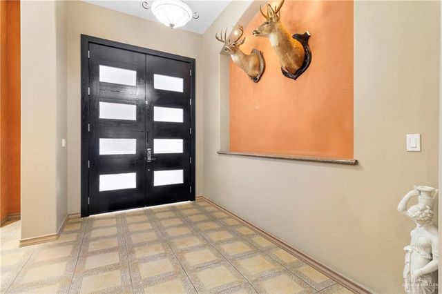 4004 Persimmon Drive, Palmhurst, TX 78573