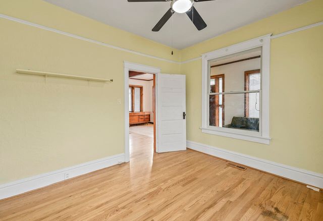 707 Slate Avenue NW, Albuquerque, NM 87102