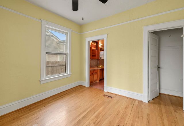 707 Slate Avenue NW, Albuquerque, NM 87102