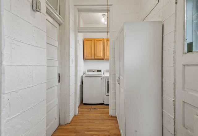 707 Slate Avenue NW, Albuquerque, NM 87102