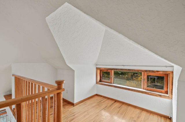 707 Slate Avenue NW, Albuquerque, NM 87102