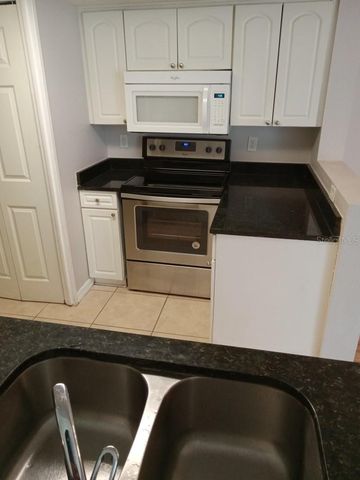 2122 FAN PALM DRIVE, Davenport, FL 33897