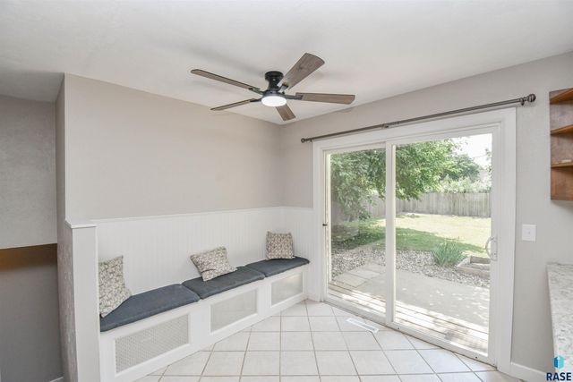 5801 W 51st St Street, Sioux Falls, SD 57106