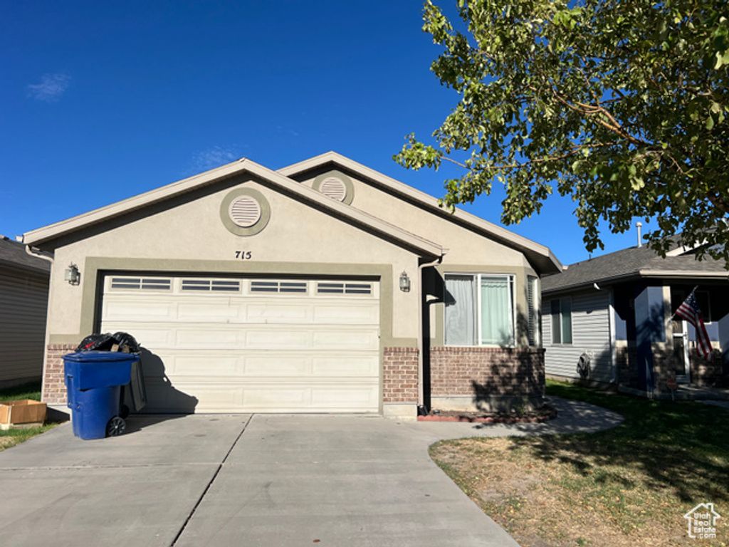 715 N LEEDS CT, North Salt Lake, UT 84054