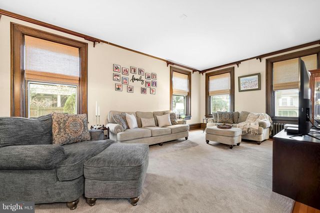 1811 MAHANTONGO ST, Pottsville, PA 17901