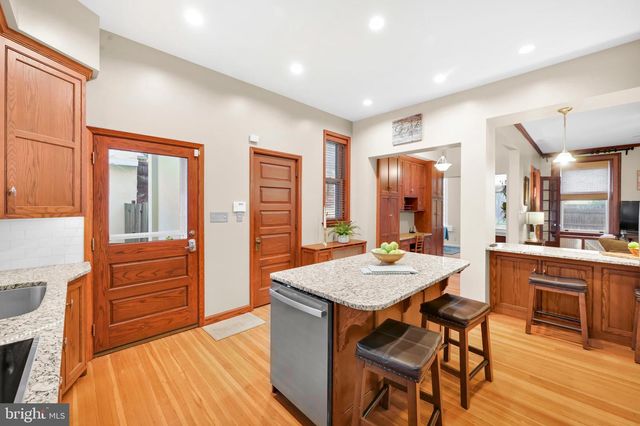 1811 MAHANTONGO ST, Pottsville, PA 17901