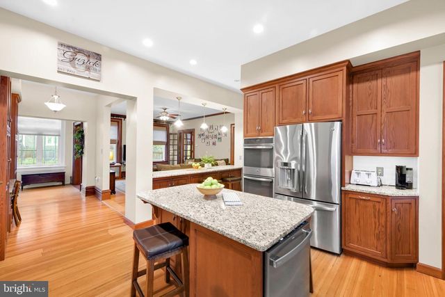 1811 MAHANTONGO ST, Pottsville, PA 17901