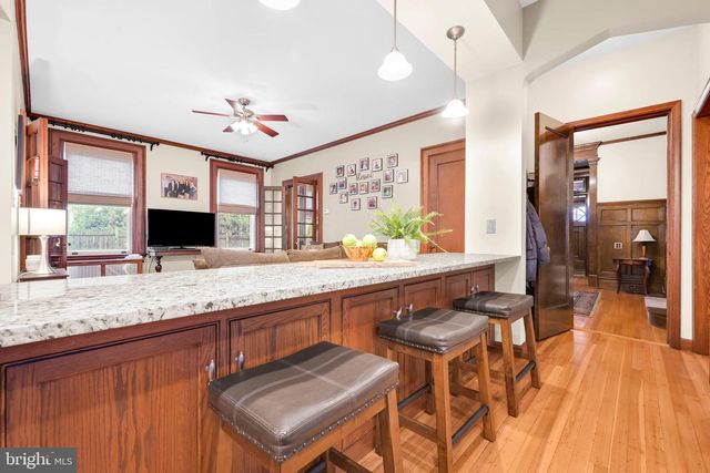 1811 MAHANTONGO ST, Pottsville, PA 17901