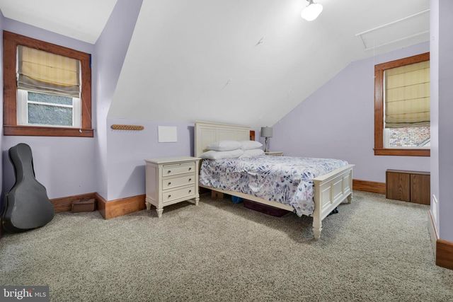 1811 MAHANTONGO ST, Pottsville, PA 17901