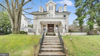 1811 MAHANTONGO ST, Pottsville, PA 17901