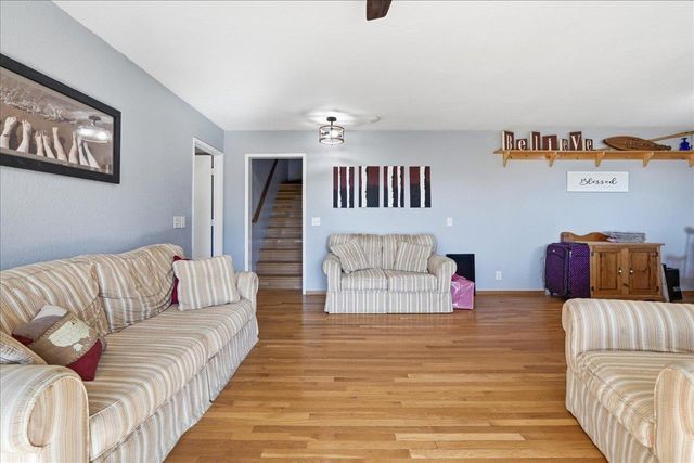 18717 Hummingbird Dr, Penn Valley, CA 95946